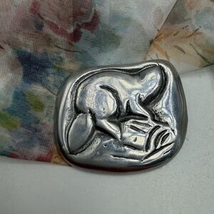 Vintage Canadian Beaver Hoselton Studio